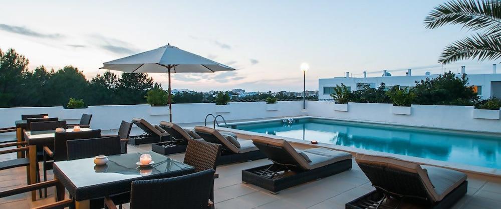 Sunset Oasis Ibiza (Adults Only) Hotel ซานอันโตนิโอ ภายนอก รูปภาพ